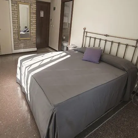 Maison Colosseo 3* Řím