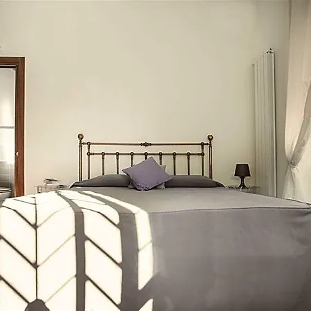 Maison Colosseo 4*