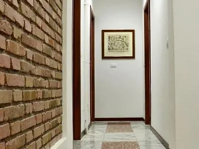 Maison Colosseo רומא