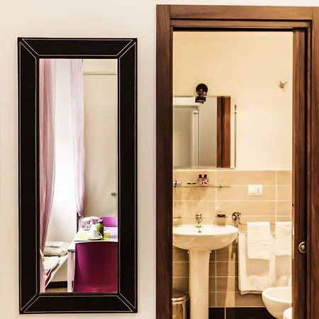 Maison Colosseo בית הארחה 4*