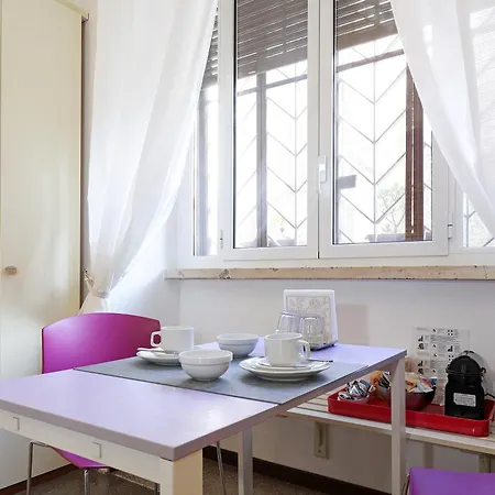 Maison Colosseo 게스트하우스 로마